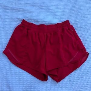Red Lululemon Hotty Hot 4” Short, Size 6